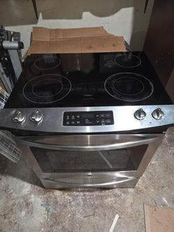 Stove and Dishwasher