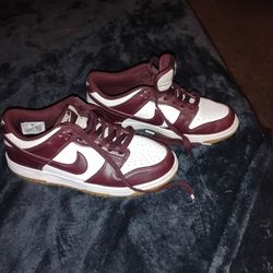 Nike shoes size 8