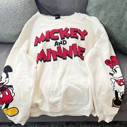Disney Mickey and Minnie Sweatshirt 