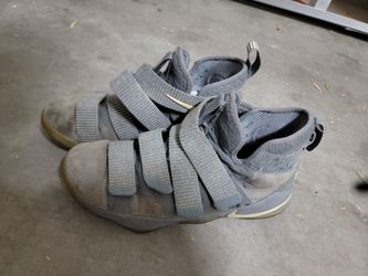LeBron soldier 11