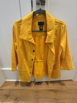 Attyre New York Zip Front Stretch Jacket Mustard Yellow 3/4 Sleeves (Small)