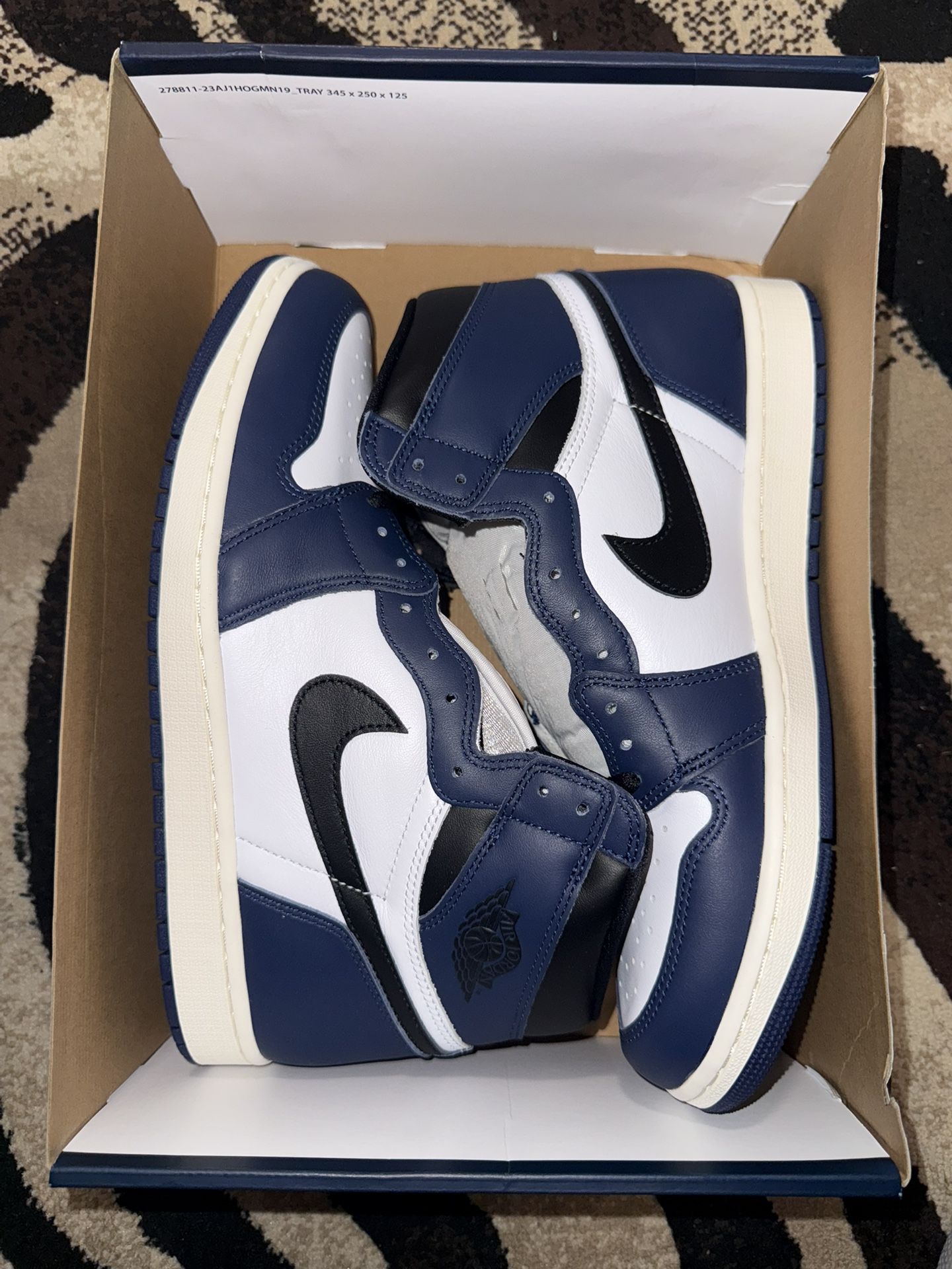 Jordan 1 Retro High 11.5