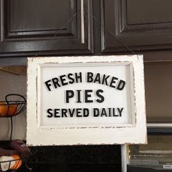 Pie Sign