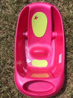 Summer Hot pink infant 👶🏻 bath 🛀 tub