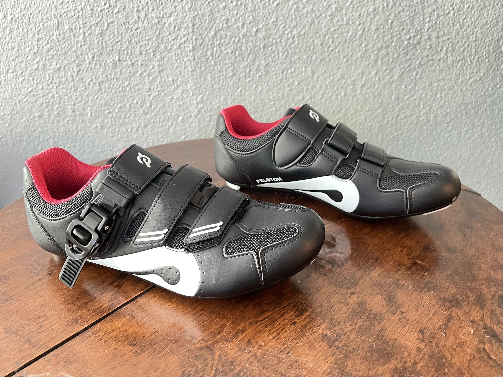 Peloton Size 40 Shoes.