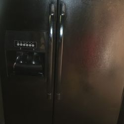 Side By Sides Black Whirlpool Fridge