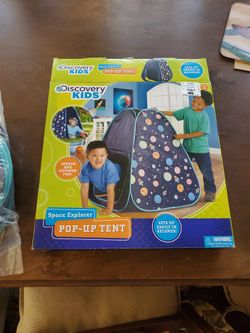 Discovery Kids Space Explorer Pop-Up Tent Like New In Box