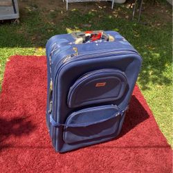 $10 Trave Case