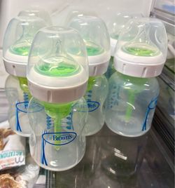 7 Dr Brown Baby Bottles 5oz