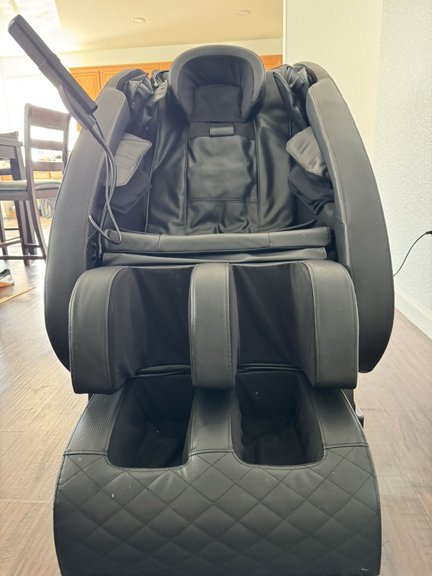 Bluetooth Massage Chair *Read Description