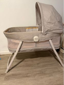 Graco Baby bassinet
