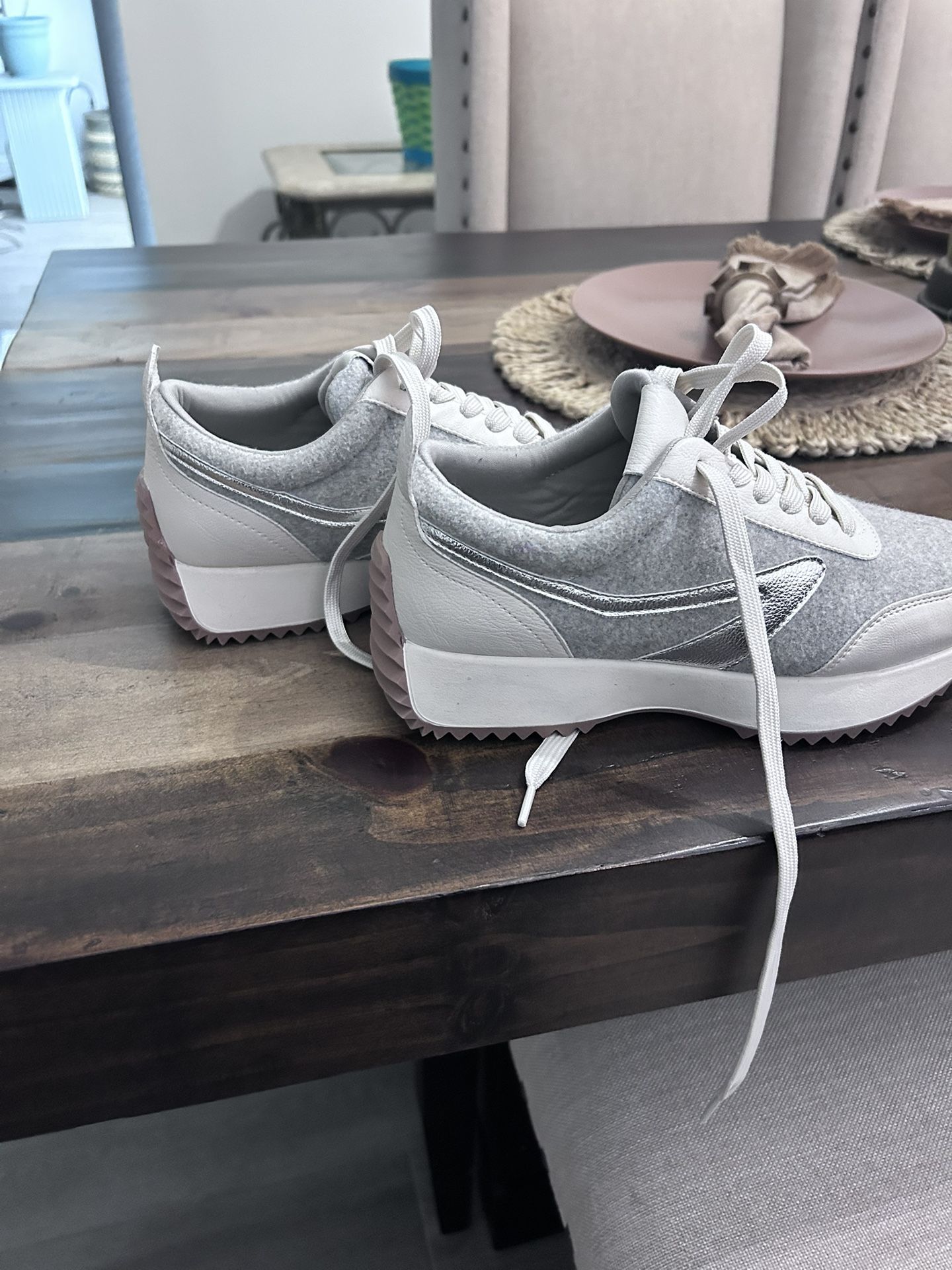 Very Cute Dolce Vita Shoes