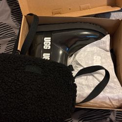 Uggs And Ugg Purse ! 