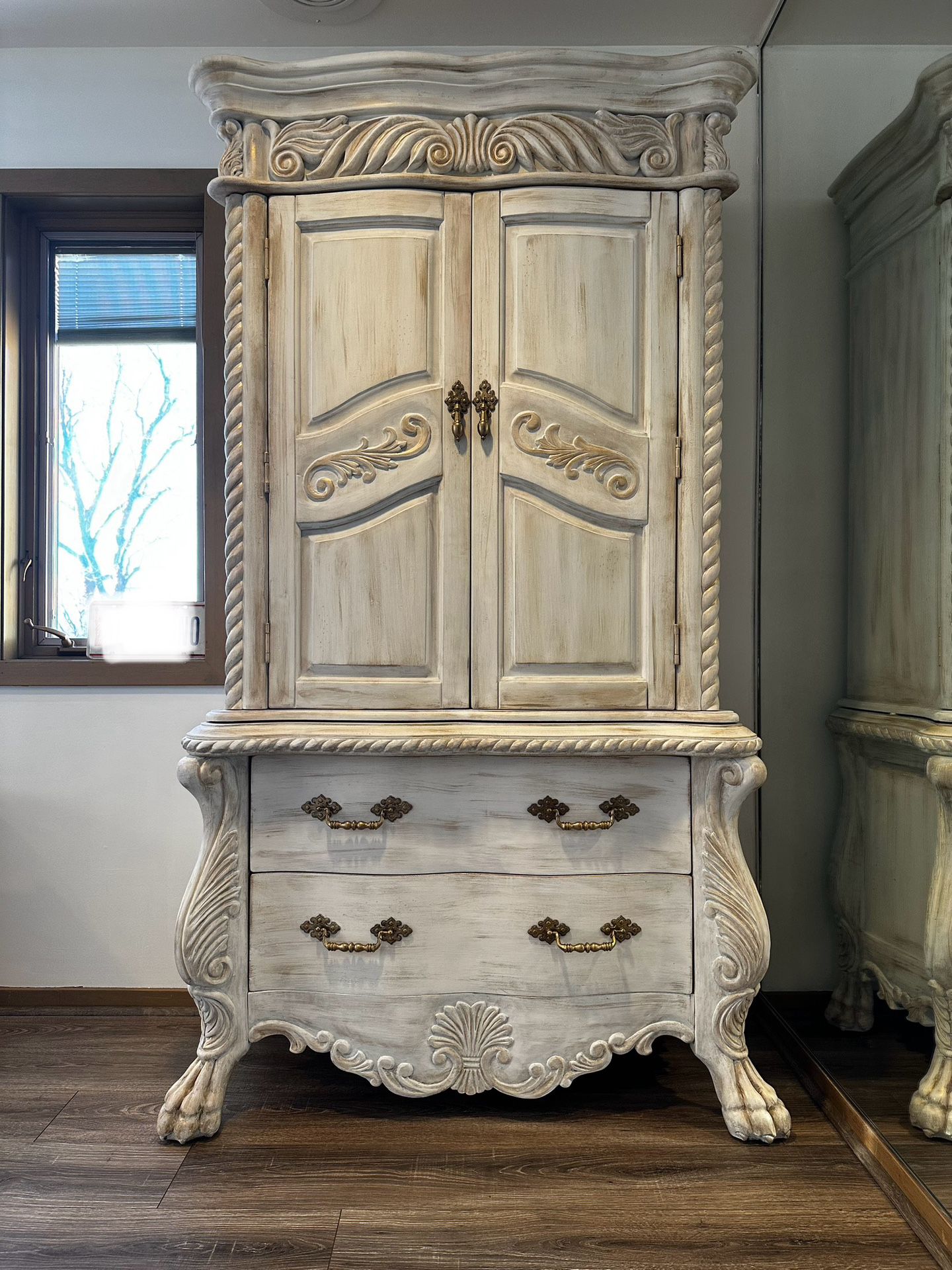 REDUCED ! Stunning Timeless French Armoire With Huge Lion Paw Legs / Carved Details 