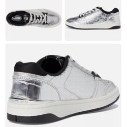Bonitos Tenis Silver MK 