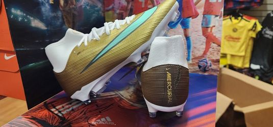 Soccer Shoes