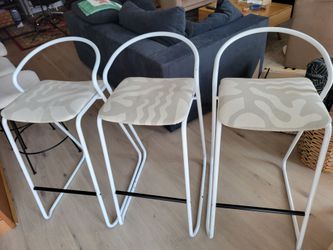 3 matching barstools