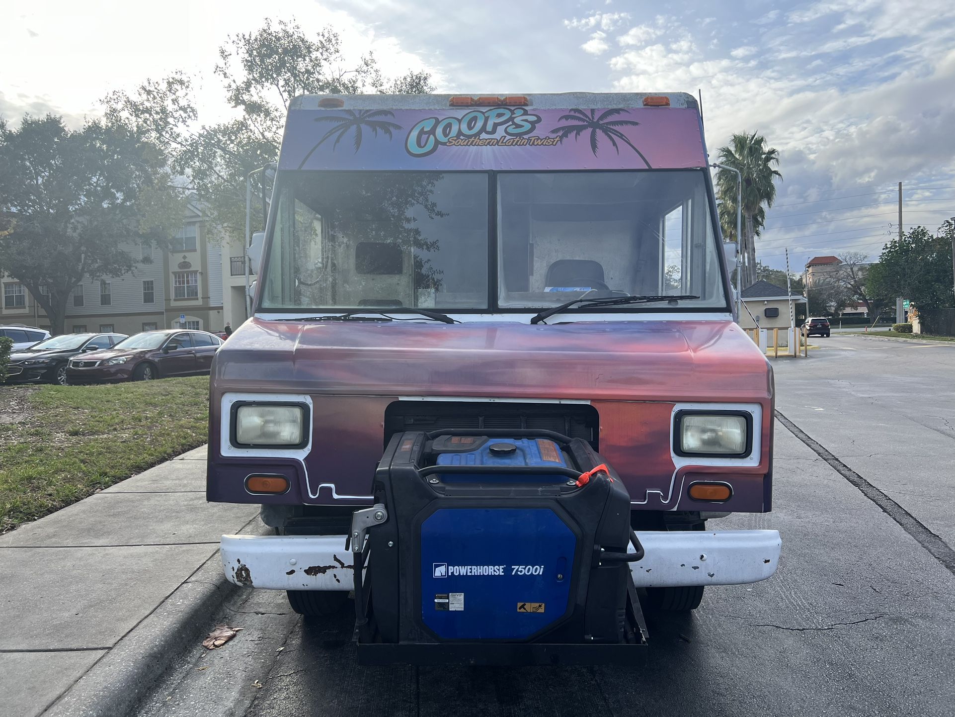 FULLY EQUIPPED FOOD TRUCK 58,200 OBO Business equipment