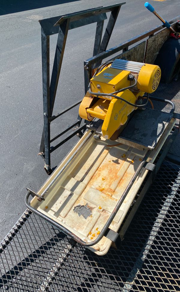 QEP model 60010 professional tile saw for Sale in Tempe, AZ - OfferUp