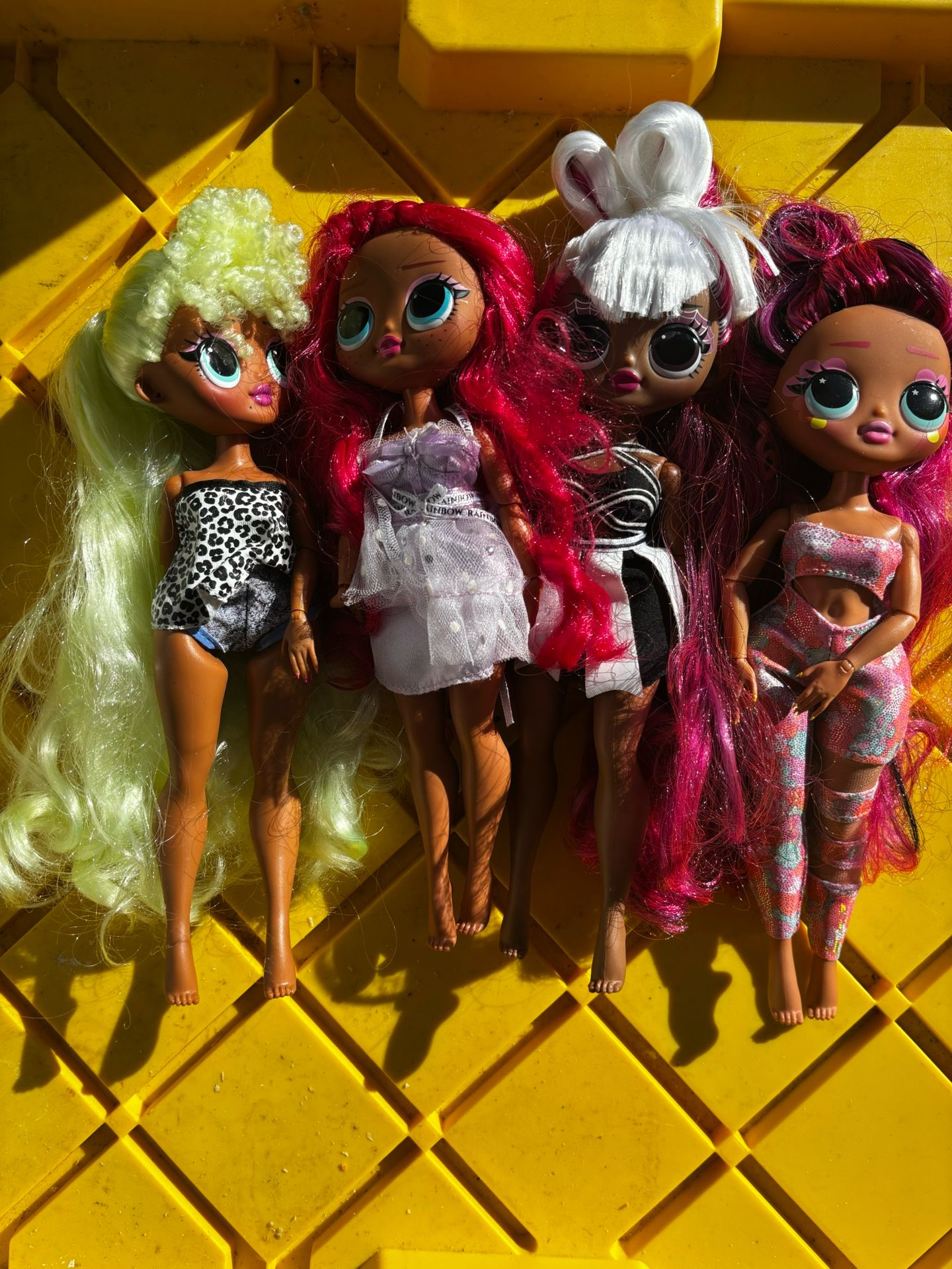 LOL Surprise OMG Bundle of 4 dolls