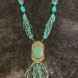 DESERT QUEEN ADORNMENt