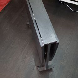Foldable Table