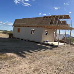 Sheds/barns/garages/tiny homes 