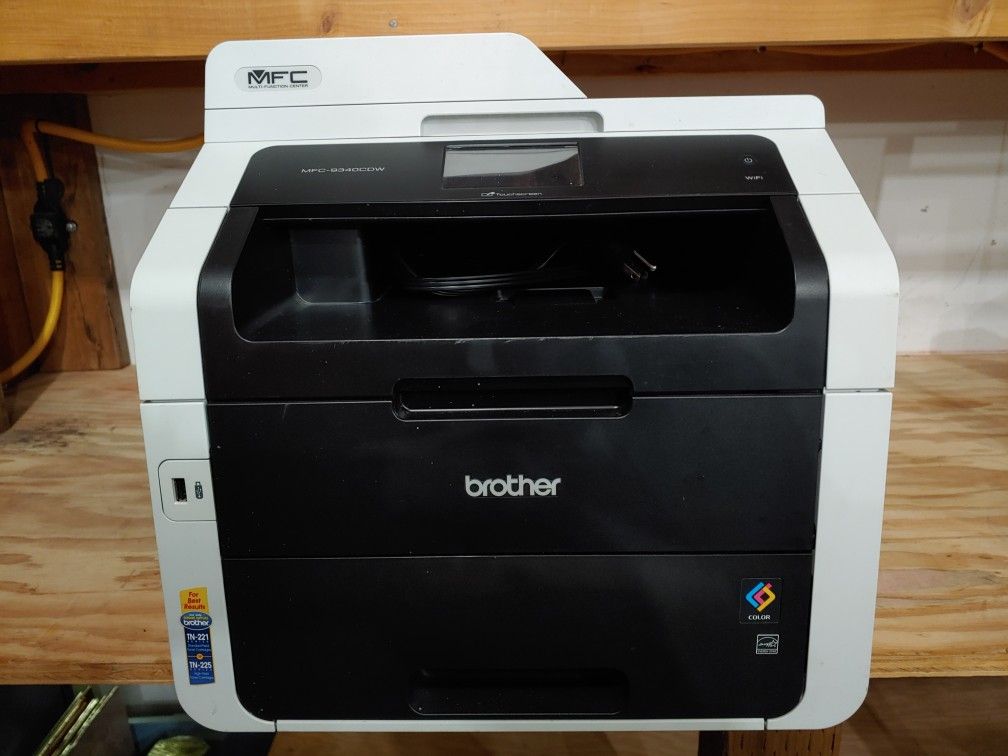 Printer.. MFC9340CDW has feeder