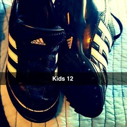 Kids  Soccer Shoes 