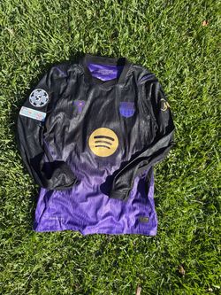 FC Barcelona Kobe Bryant Tribute Soccer Jersey #8 Pedri