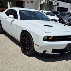 2019 Dodge Challenger 