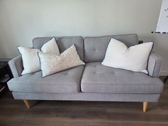 Couch Negotiable