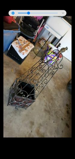 Moving Large metal outdoor/indoor decor