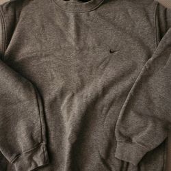 NEW NIKE Sweatshirt 