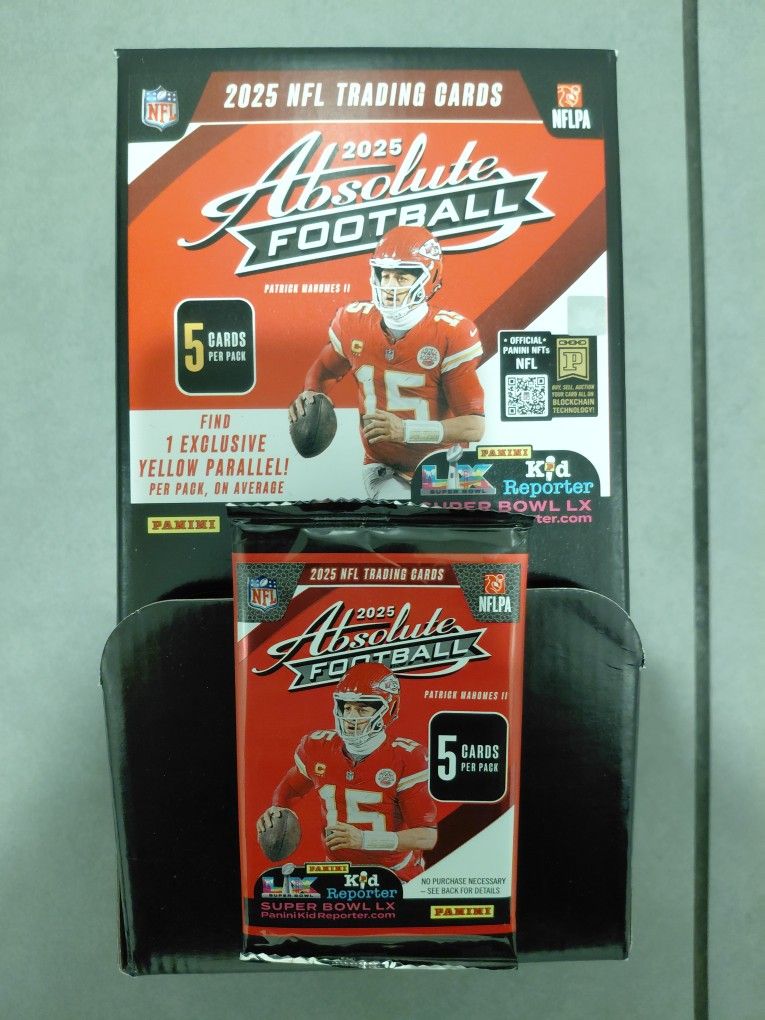 2025 PANINI ABSOLUTE FOOTBALL CARDS (44) PACKS 5 CARDS PER PACK
