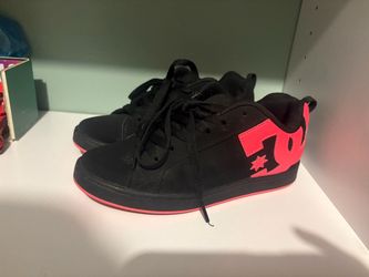 DC shoes