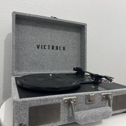 Vinyl Player/Record Player - Victrola