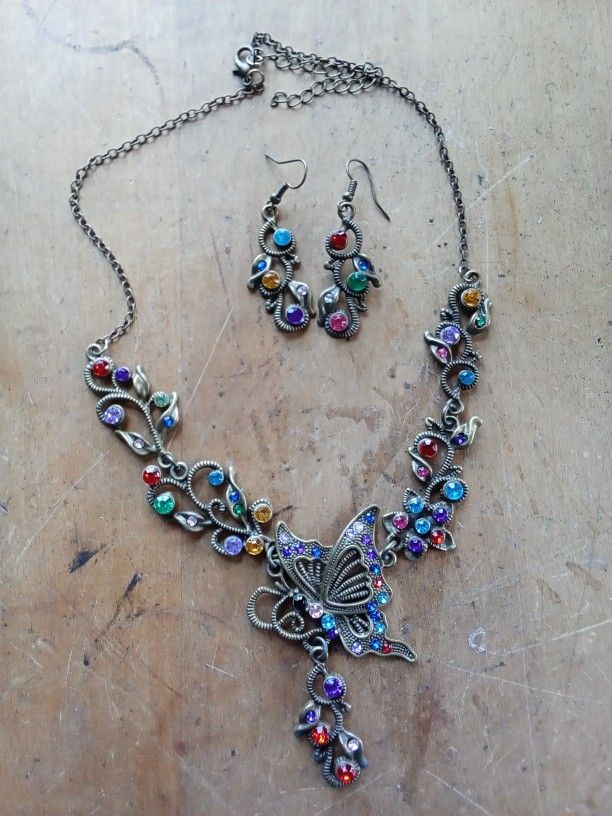 Necklace Set