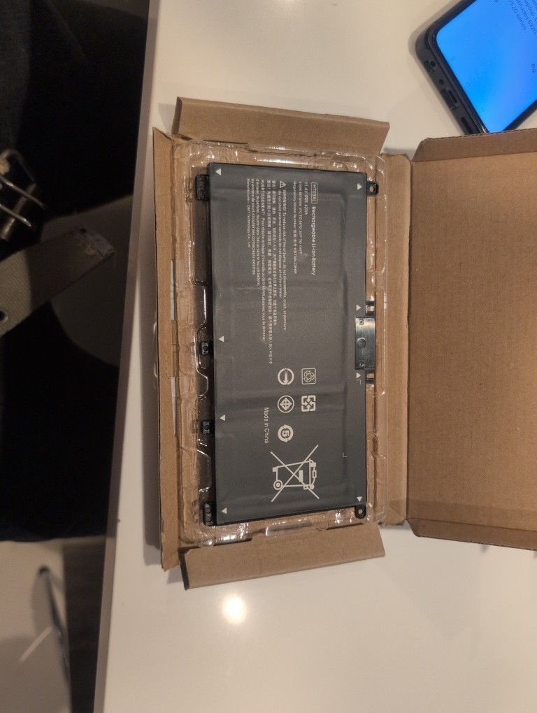 HT03XL Rechargeable Lithium-ion Battery for HP Laptops, Compatibily HPPavilion 14, 15, and 17 series models, as well as select HP 240, 245, 250,