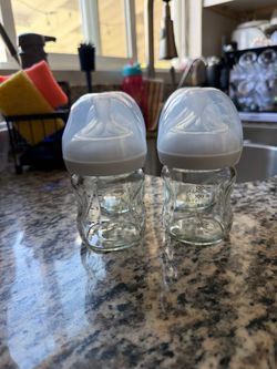 4, 4 oz Avent Philips Glass Baby Bottles