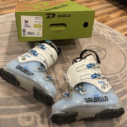 Ski Boots for girls size 255(mondo)