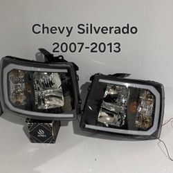 Chevy SILVERADO 2007-2013 Headlights 