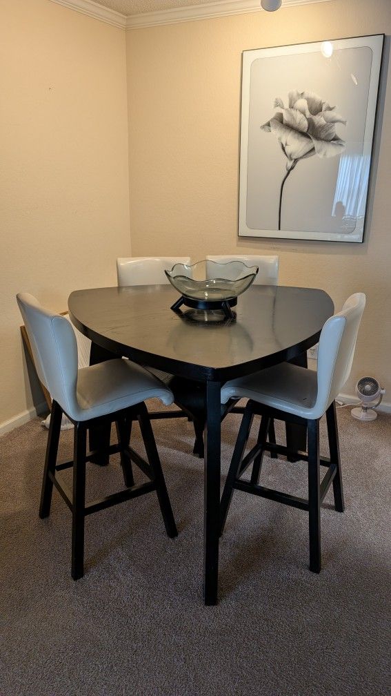 Dining Set With 4 Chairs