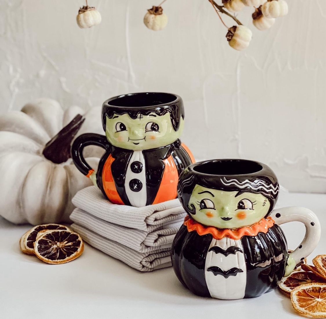 New Johanna Parker Mr. & Mrs. Frankenstein Mug Set. Experienced shipper 