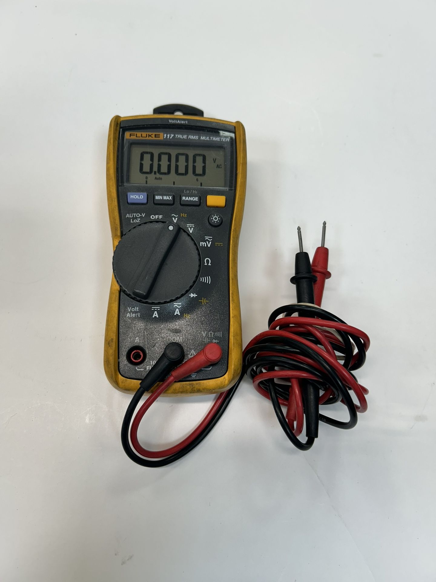 Fluke 117 True RMS Multimeter