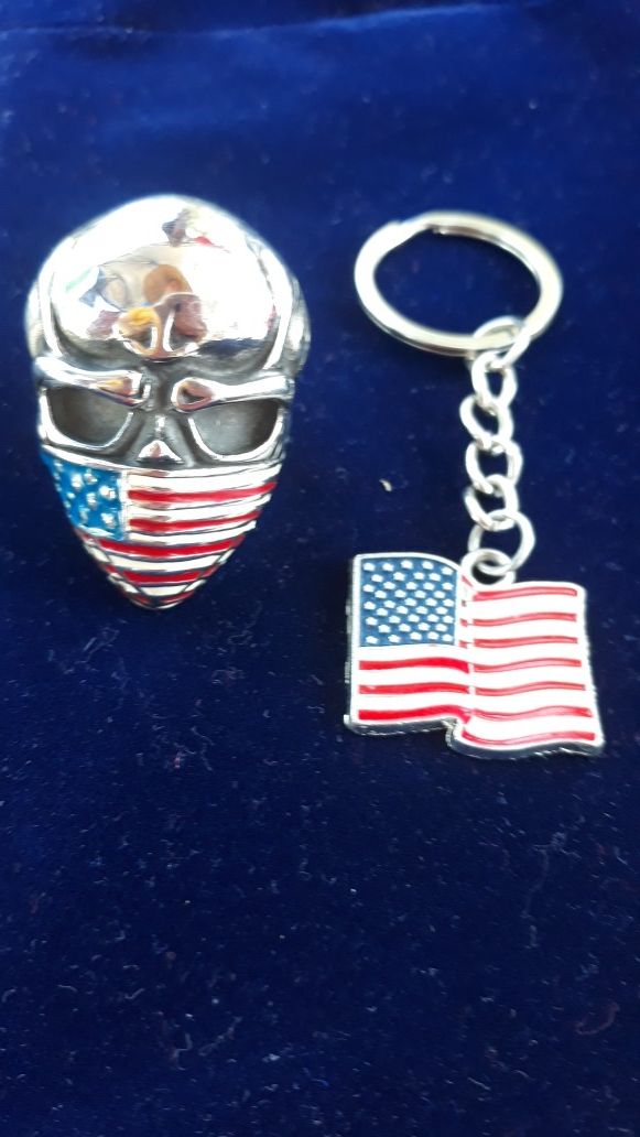 AMERICA SET RING AND KEYCHAIN