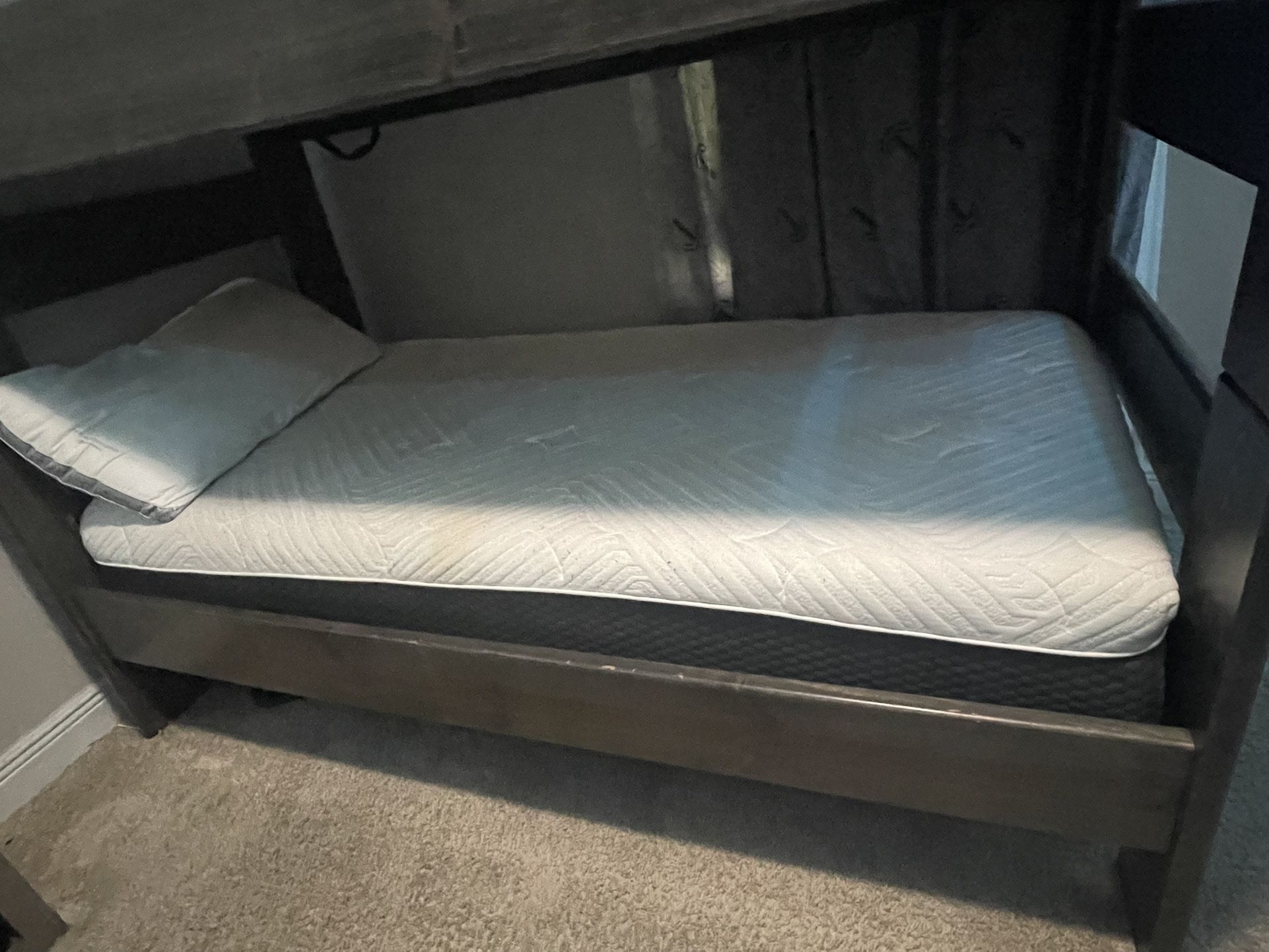 Make an Offer- Bunk beds-bottom mattress included with ladder $400 61 inche tall 43 inches wide 77.5 inches long-Double twin Both beds are twins