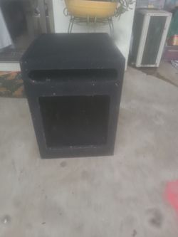 Speaker box