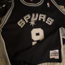 Tony Parker Swing Man 