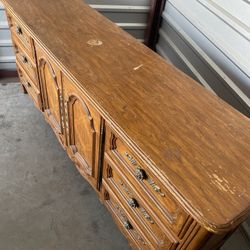 Drexel Cabinet Dresser 9 Drawers 